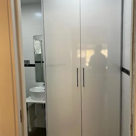 Modern In La Nogalera דירה טורמולינוס