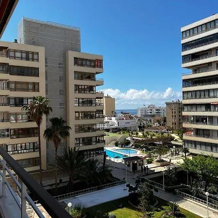 Lägenhet Modern In La Nogalera Torremolinos