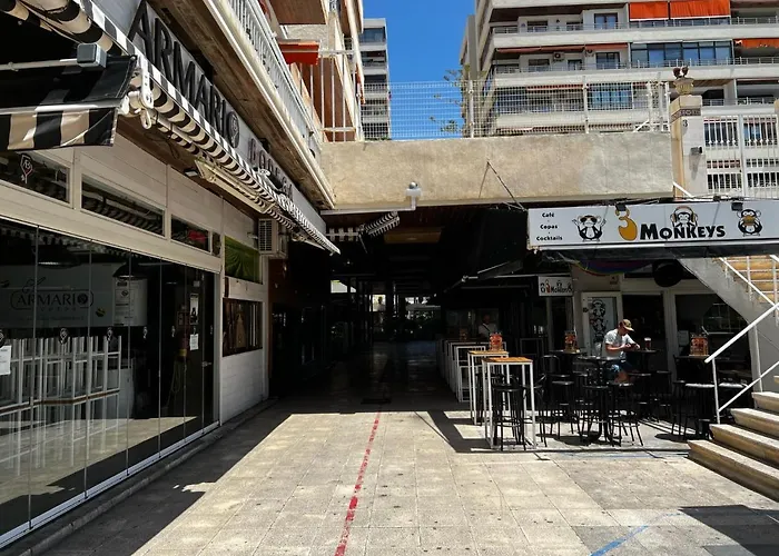 Modern In La Nogalera Апартаменты *