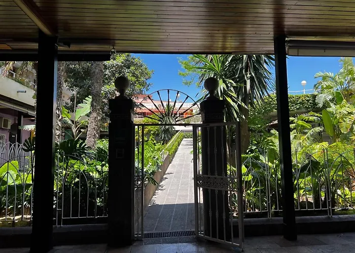 Modern In La Nogalera Торремолинос