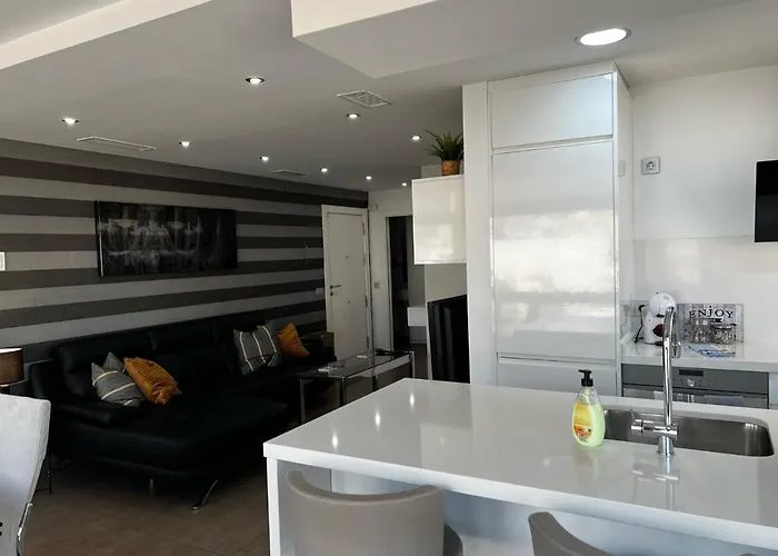 Modern In La Nogalera