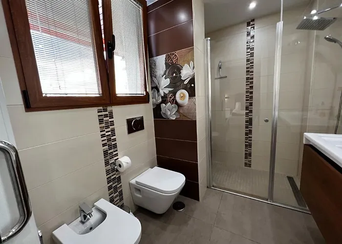 Modern In La Nogalera *