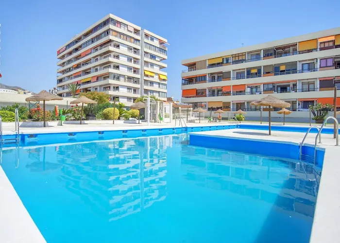 Modern In La Nogalera Апартаменты *