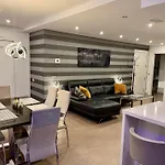 Modern In La Nogalera *
