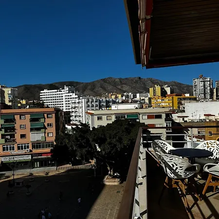 Modern In La Nogalera アパート